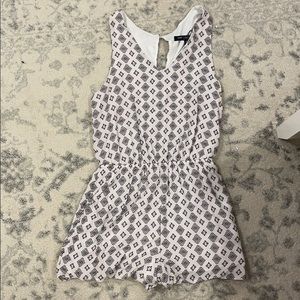 COPY - Black and White Patterned Romper Size S